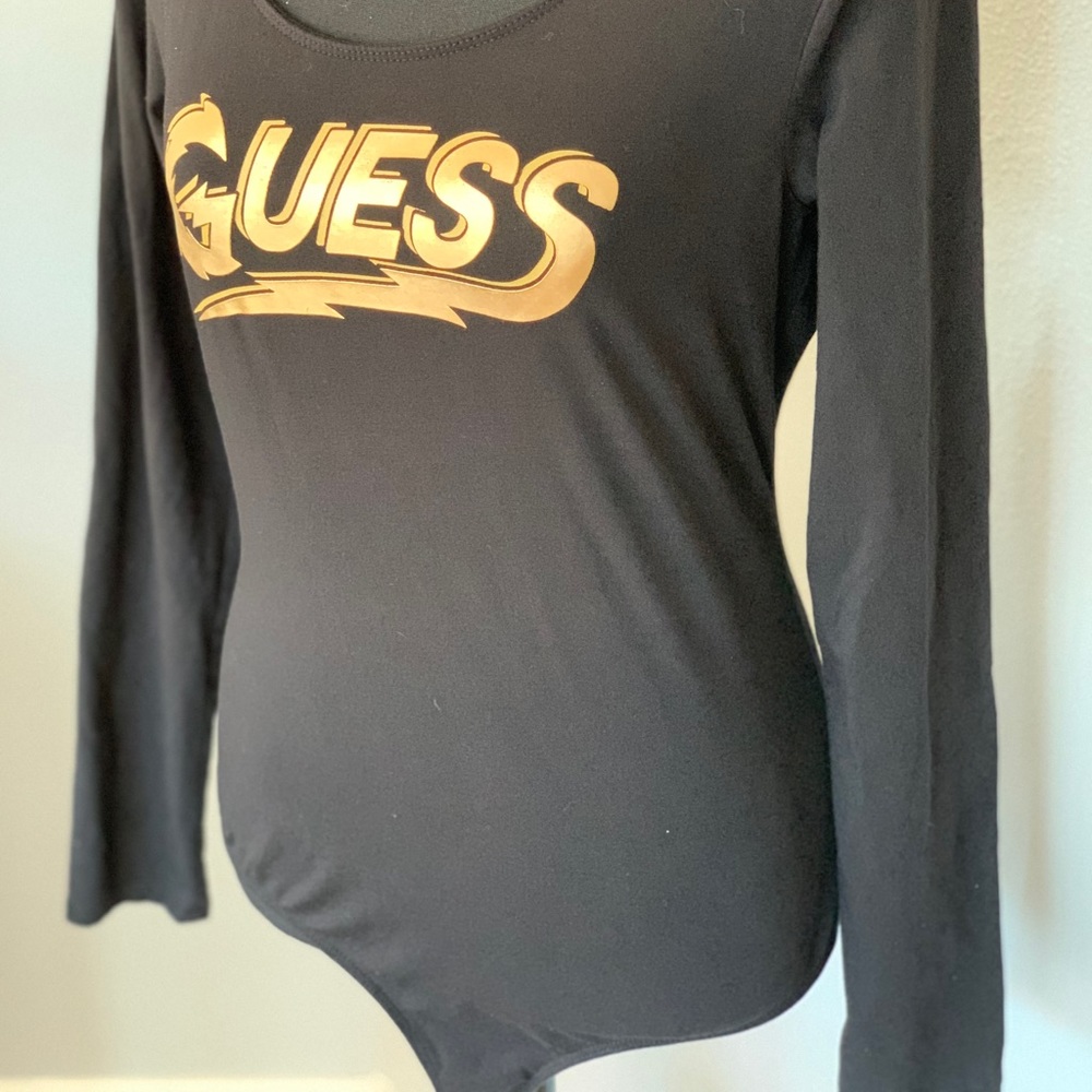 Guess logo bodysuit, size Large. - Picture 2 of 10
